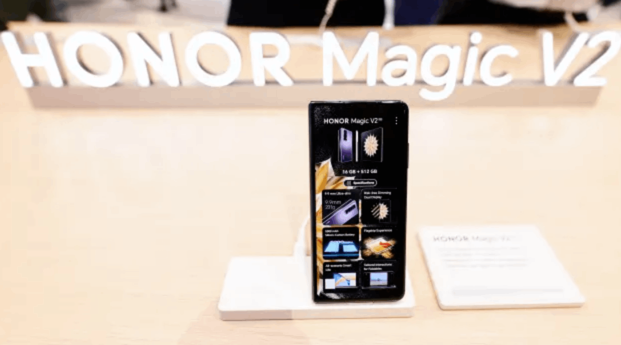 荣耀CEO赵明:AI若无数据隐私保护则毫无价值|TodayAI